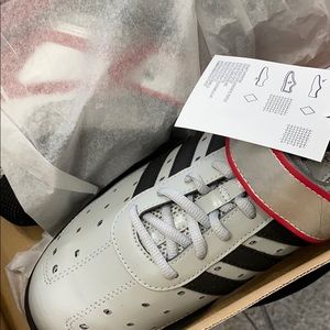 Weight lifting shoes